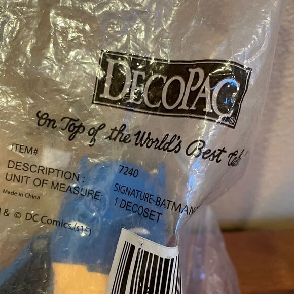 Deco PAC Batman Cake Topper Set - Picture 9 of 10